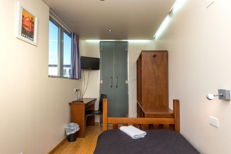 Motel unit